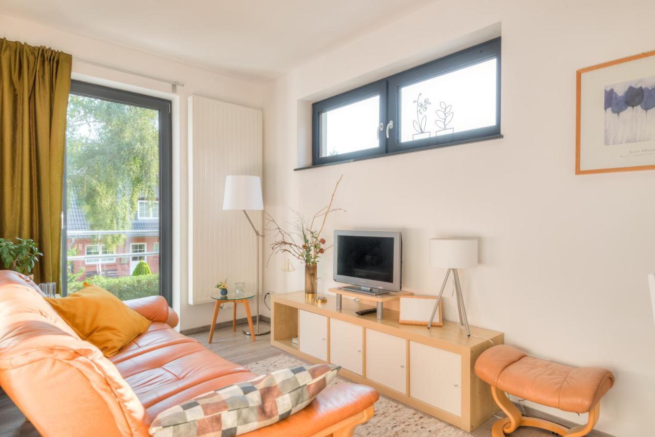 One-Bedroom Apartment,1075098601:JPEG