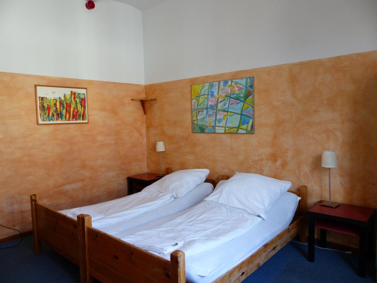 Twin Room with Shared Bathroom