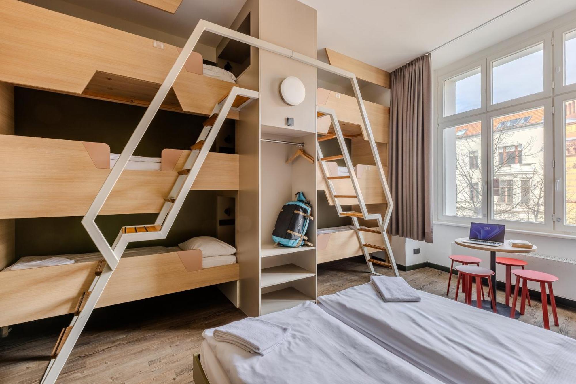 Bed in 8-Bed Mixed Dormitory Room