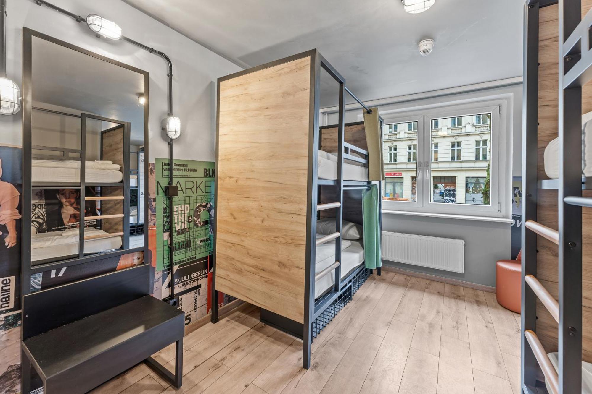 Bed in 6-Bed Dormitory Room