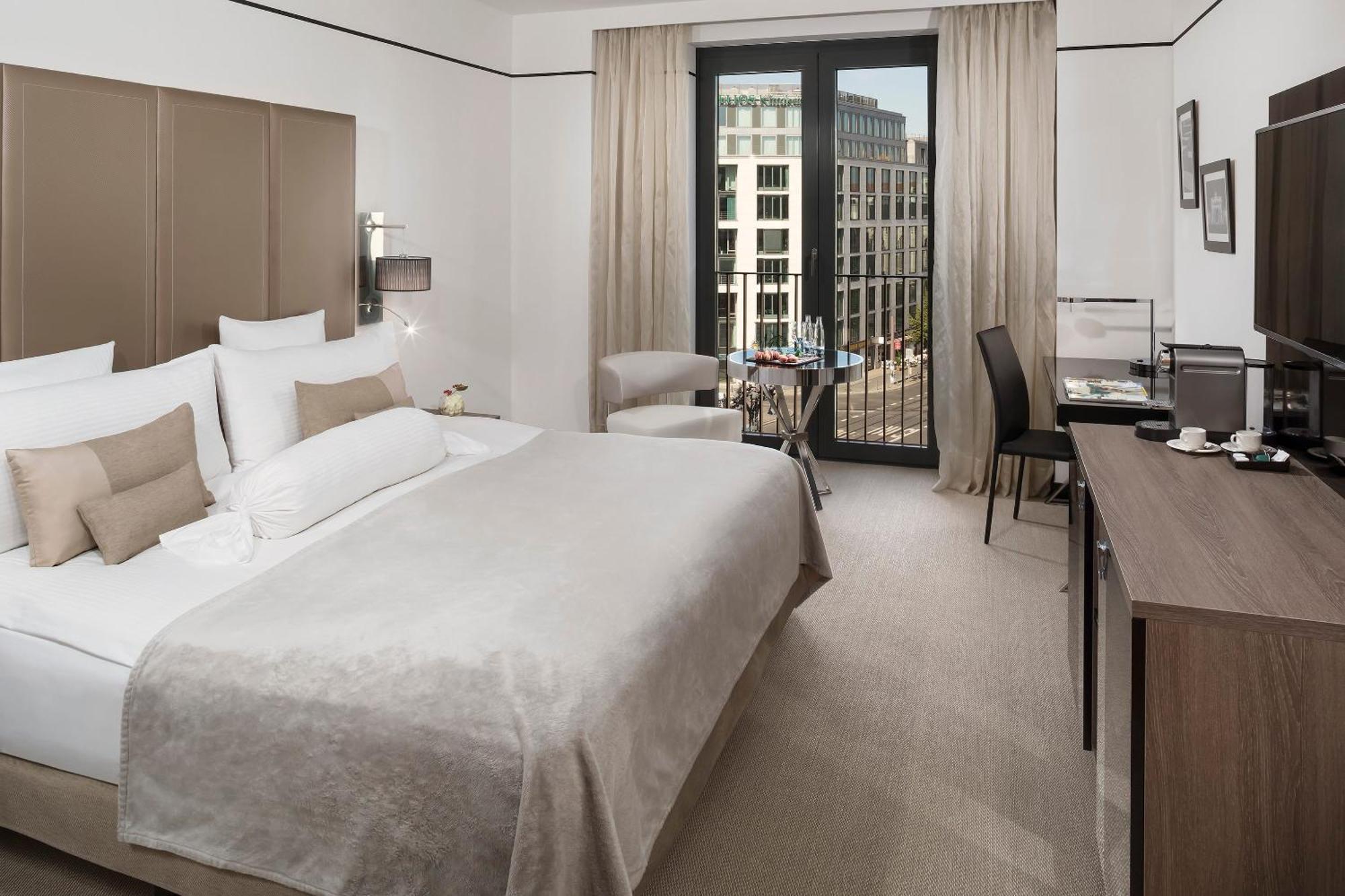 The Level Room with Executive Lounge Access