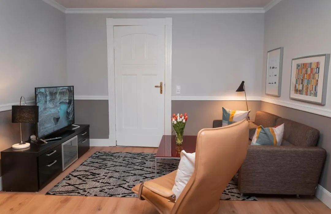 90qm Ferienwohnung Berlin Zentrum Nähe Prenzlauer Berg, 2 Bäder-1