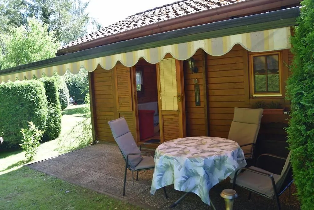 Gemütliches Blockhaus, Waldblick, Nähe BER/SXF-1