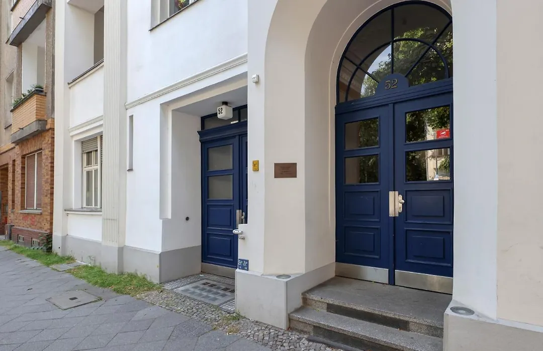 4 Personen Altbau nahe Kurfürstendamm - Othello-1