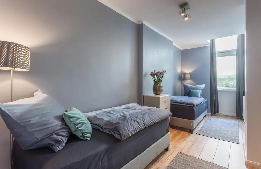 The Paul II - Stylish & Central 3 Bedroom Apartment, Group & Family Friendly, 4- 6 Guests-1