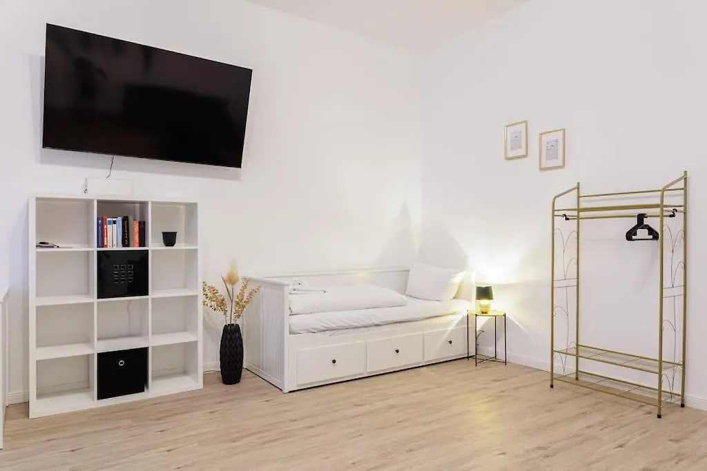 DR Apartments Boxhagener Kiez-1