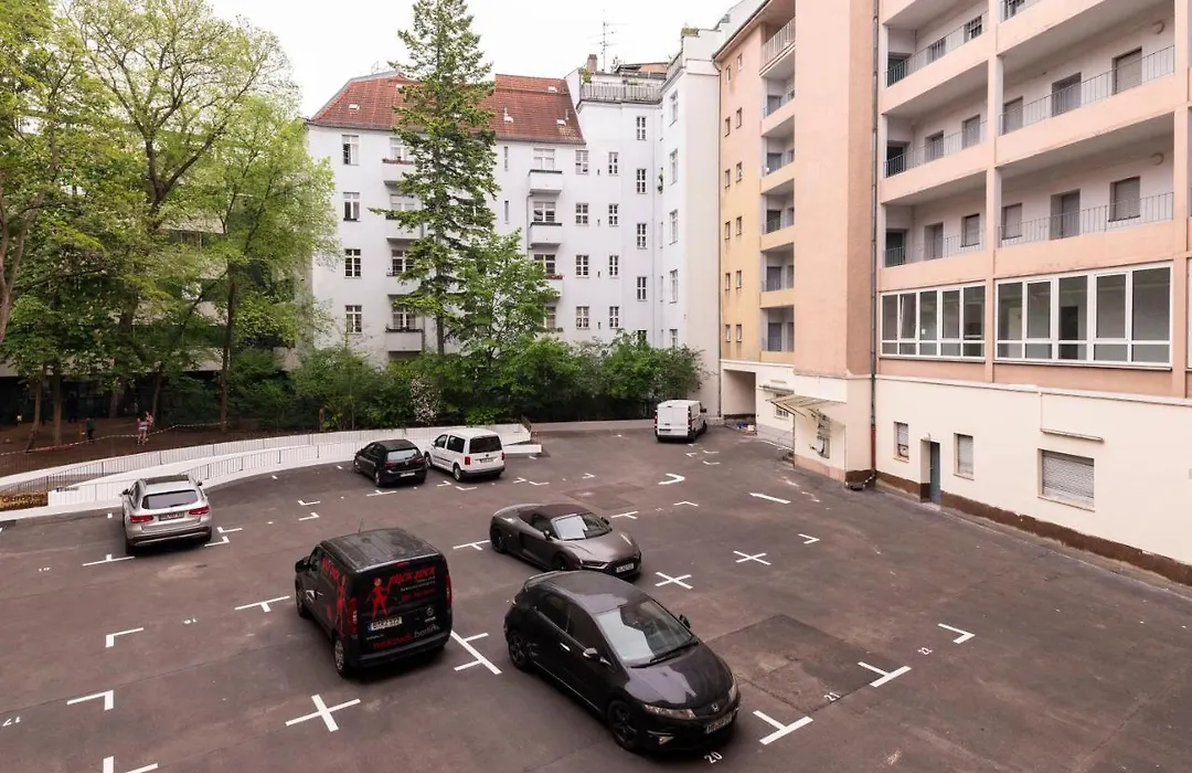 Central Design Apartments At Ku'Damm-1