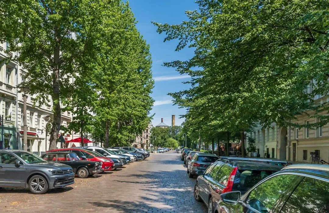 The Strassburger, Stylish 3 Bedroom Apartment In Mitte, Group & Family Friendly, 4- 6 Guests-1