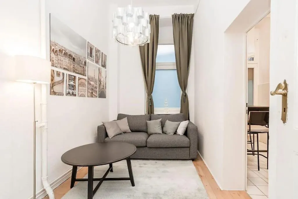 Newly Furnished Apartment For Up To 6 People-1