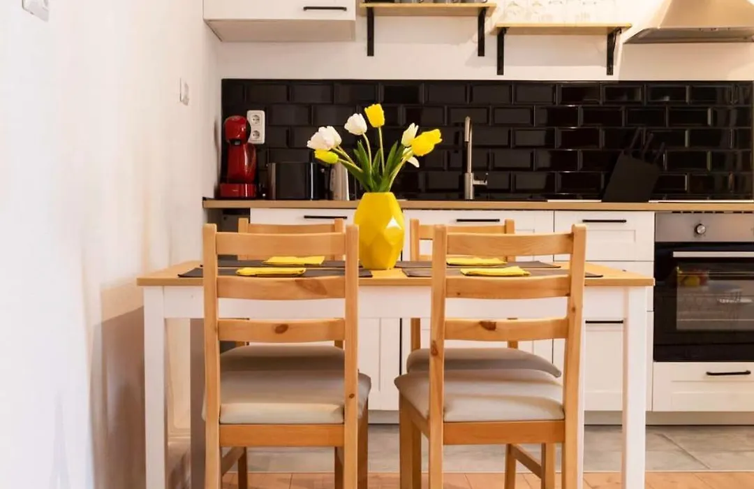 2 Bedroom In Great Location In Kreuzberg-1