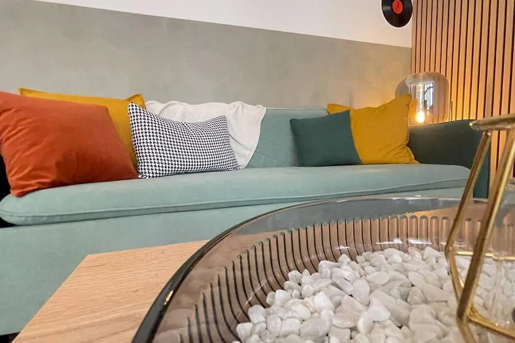 Modern City Apartment L Netflix L Fast Wifi L Xbox-1