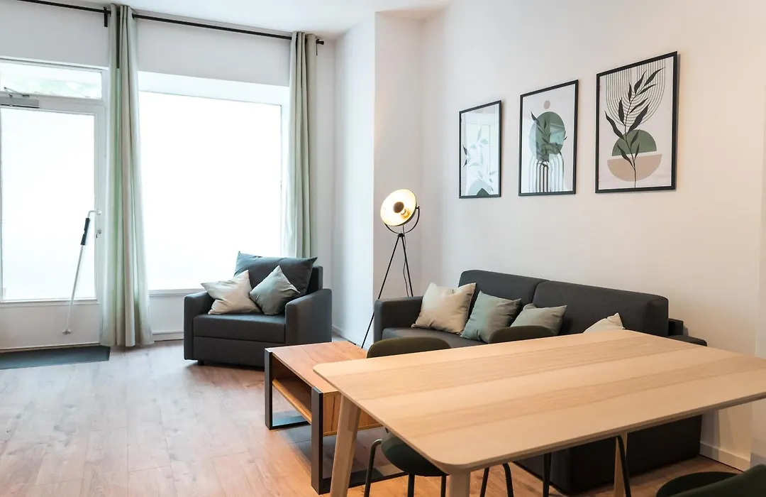 Spacious 1-Bedroom Apartment in Kreuzberg-1