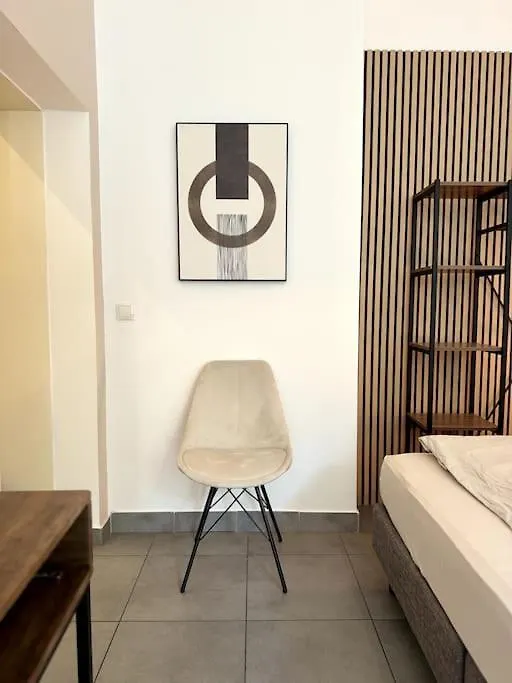 Kleines stilvolles Apartment-1