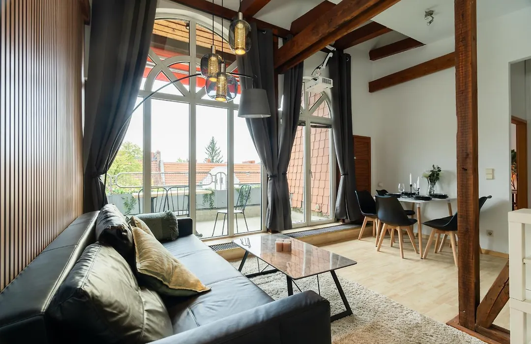 Staywell am Tempelhofer Hafen - Suite mit Terrasse-1