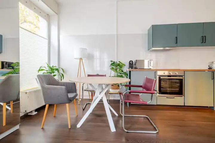 Modernes Studio in Berlin Weissensee-1