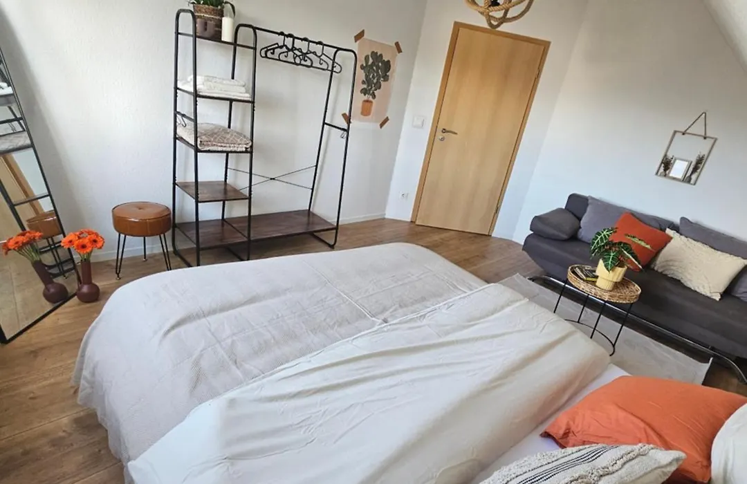Cozy House And Free Parking-1