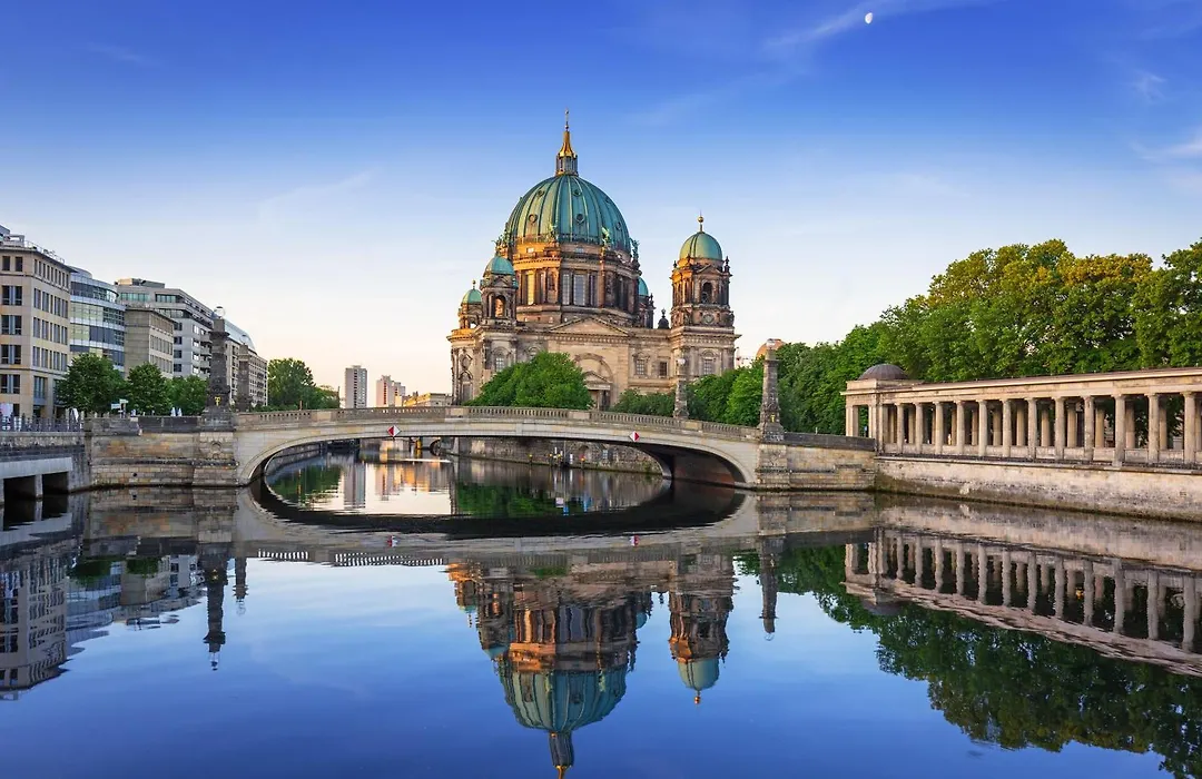 Homely Berlin - Chic Flat, City View, Subway, Cafe, River-1