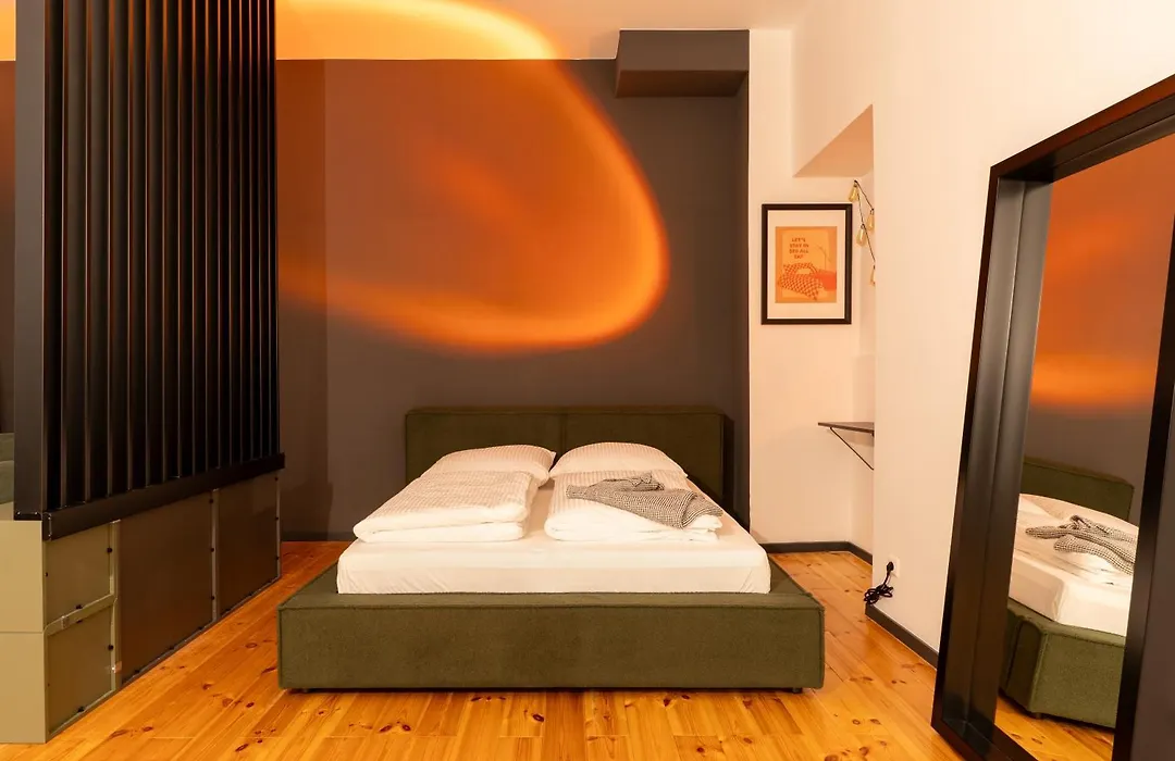 Luxury Apartment, Space For 7! Central Location Neukoelln & Kreuzberg-1