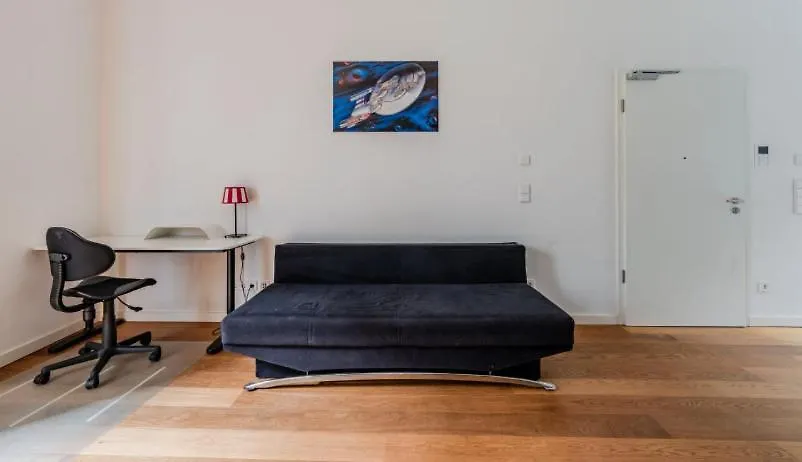 Urban Chic Apartment in Trendy Prenzlauer Berg Self-check-in-1
