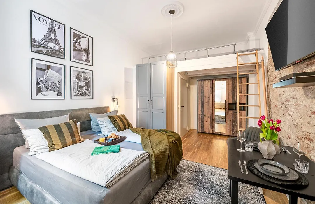 The Koburger II - Stylish Studio With Extra High Bed For Kids, 45M2 Space, Ideal For Families With Kids Or Couples-1