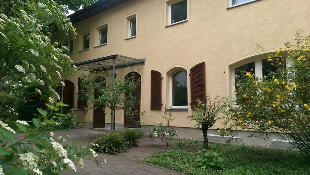 Romantic Style Apartment Berlin-1
