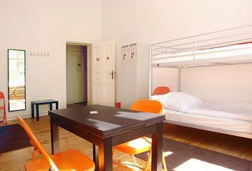 Gay Youth Hostel-1
