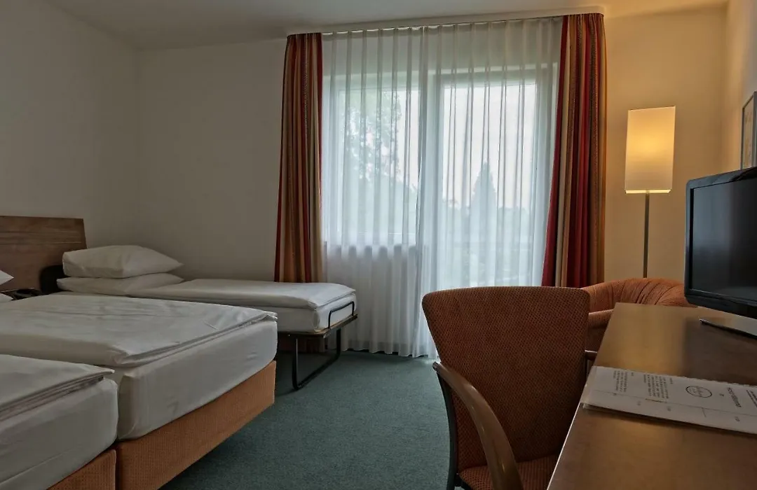Hotel Rheinsberg Am See-1