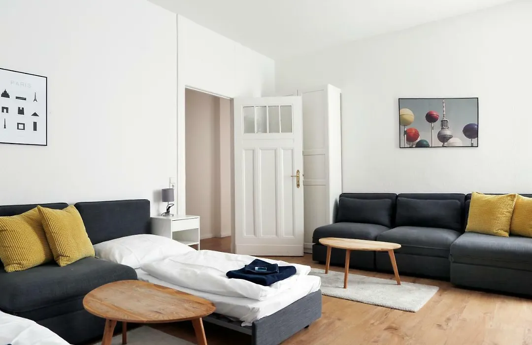 Greif By Rockchair Apartments L Superhost Status L 2 Bedrooms Boxspringbeds In City Center - Cozy Family & Business Flair Welcomes You!-1