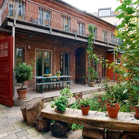 Beautiful And Cozy Remise For Up To 6 Guests-2