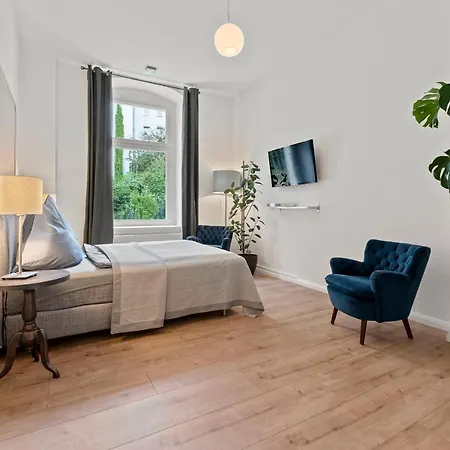 The Weichsel - Group Flat In Central Berlin, Family-Friendly, 3Br, 2 Bath Rooms, 4- 6 Guests-2