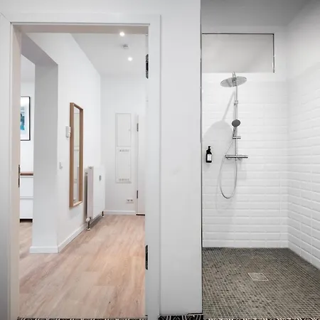 Komm rein und fühle dich zu Hause direkt nahe der Altstadt Spandau und am Wasser-3
