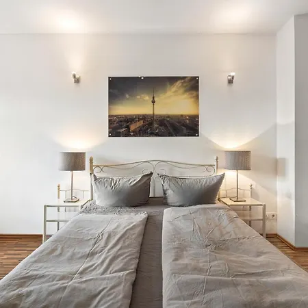 Budget Apartment am Fernsehturm-3