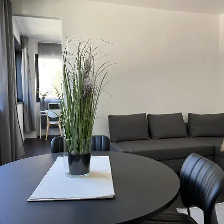 Luxury Waterfront Apartment-2