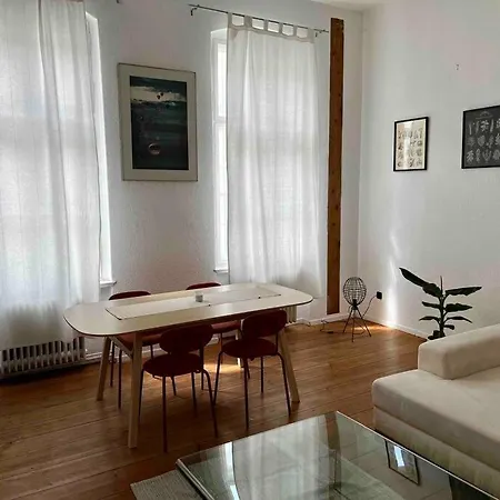 Wonderful flat near Ku’damm-3