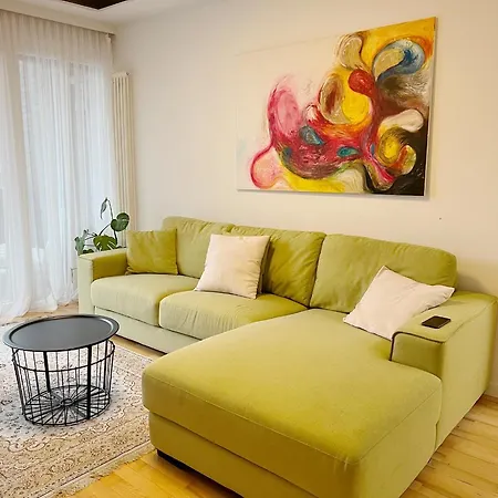 Prime Location Comfort Apartment With Balcony-2
