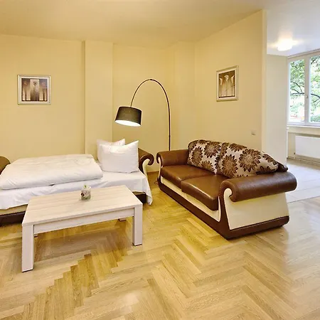 Amc Apartments Bundesallee-3