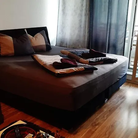 Tolle private 2-Zimmer Wohnung im Szene Bezirk Berlin-Friedrichshain-2