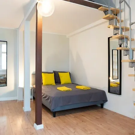 Stylish Loft Apartment Plus Selfcheckin Plus Street Parking-3