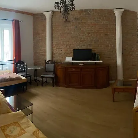 Exquisite Berlin Apartment-2