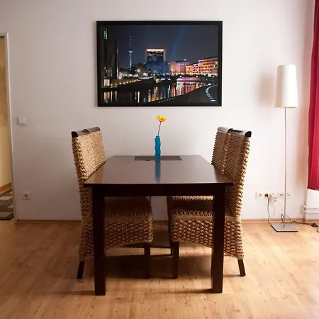 Apartments City Room Berlin-2