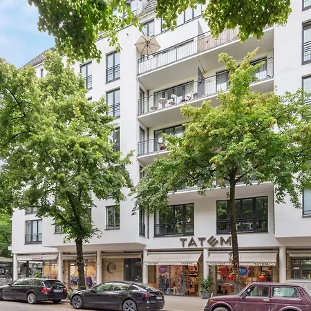 Traumhafte Wohnung mitten in Charlottenburg-2