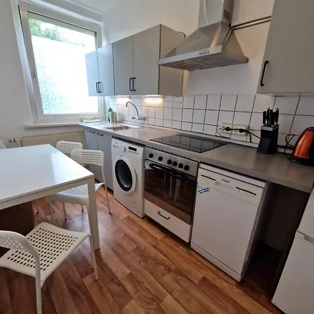 Schöne 3 Schlafzimmer Wohnung mit 4 Dopplbetten-2