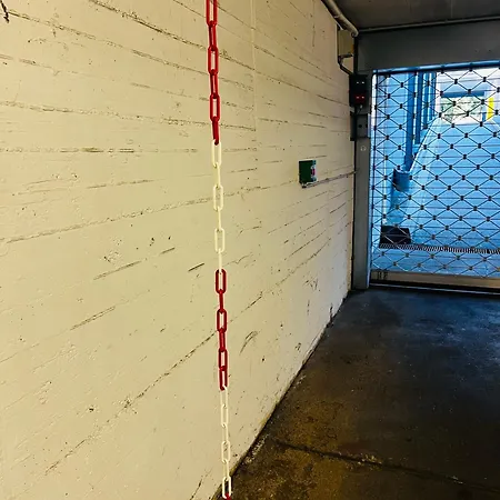 Ladenwohnung in Kreuzberg mit Parkplatz in einer Tiefgarage-2