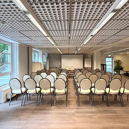 Senscity Hotel Berlin Spandau-2