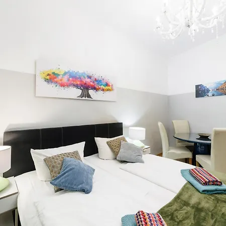 Grand Central City Apartments Mitte Rosenthaler Platz-2