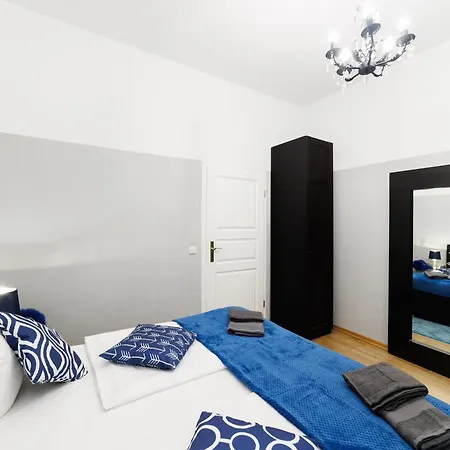 Grand Central Mitte Apartment-3