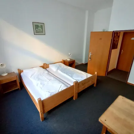 Die Fabrik - baxpax Hotel-2