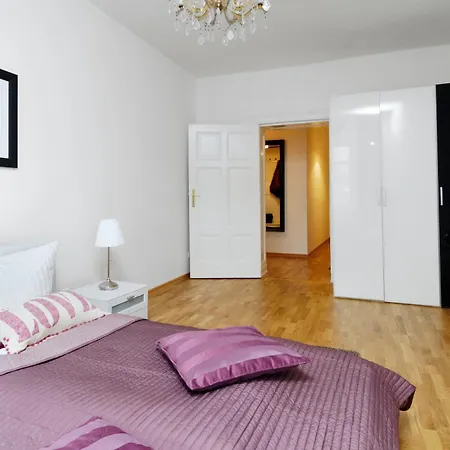 Great Central City Apartments Mitte Rosenthaler Platz-2