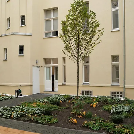 Apartment Near Ku'Damm-2
