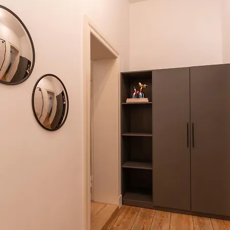 Luxury Apartment, Space For 7! Central Location Neukoelln & Kreuzberg-3